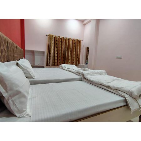 Shree Puram Hotel Varanasi Exterior foto